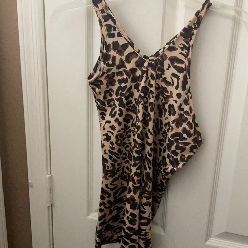 FINAL MARKDOWN Juniors’ NWT Milan Kiss Leopard Top (S)